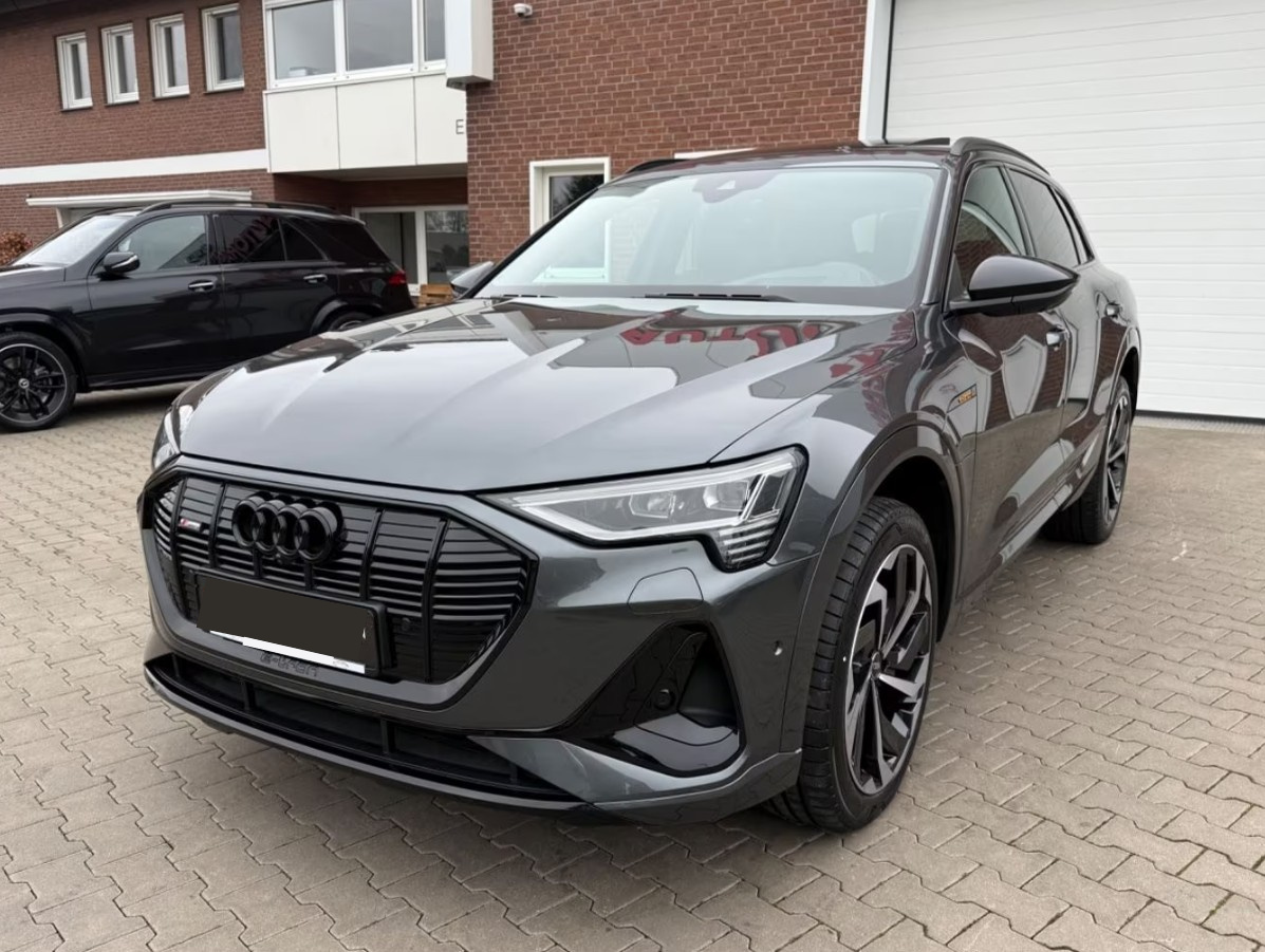 Audi e-tron 55 quattro S Line 2024 Q20260310-7516