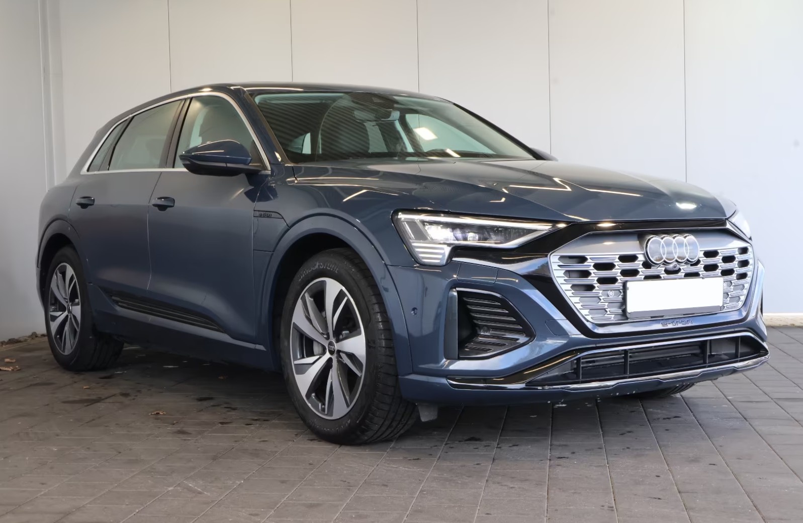 Audi Q8 e-tron 55 qu. S Line 2023 Q20260703-7777